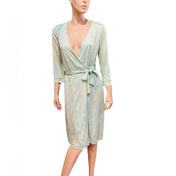 Diane von Furstenberg Wrap New Julian Two Midi Dress Size 6 Stretchy 100%